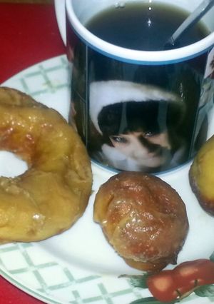 A picture of Glazed Doughnuts.