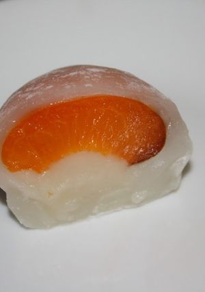 A picture of Original Apricot Daifuku.