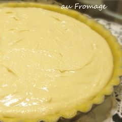 A picture of A Delicious Filling! Almond Cheese Cream.