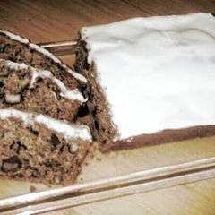 A picture of Sig's Banana Cream Cheese Frosting.