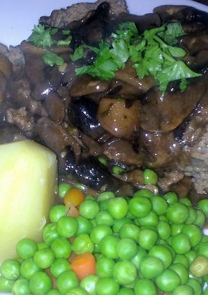A picture of Sig's Hessian panfried meatloaf.