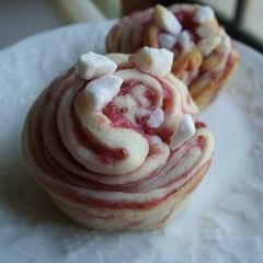 A picture of Fresh Strawberry Marbled White Bread.