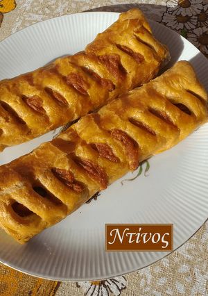 Φωτογραφία της συνταγής ##Λουκανικόπιτες με καραμελωμένα κρεμμύδια