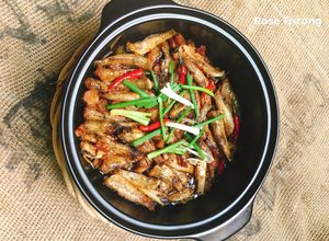 Hình của món Cá Bống Biển Kho Tộ.