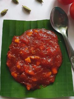 தக்காளி அல்வா (Thakkali halwa recipe in tamil) செய்முறை முக்கிய புகைப்படம்