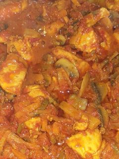 عکسی از دستور خورش سینه مرغ و قارچ