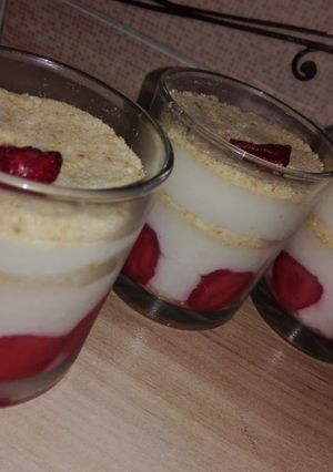 عکسی از دستور مگنولیا توت فرنگی