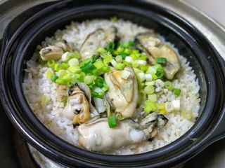 牡蠣炊飯