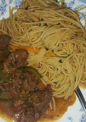 A picture of Beef with spaghetti.