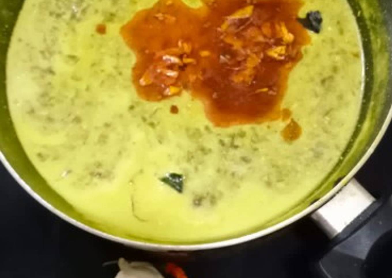Spinach buttermilk curry