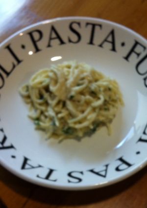 Una foto de Spaghetti a la crema de ajo