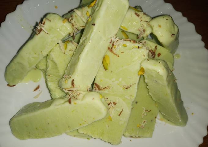 Recipe of Speedy Pista Kulfa ice cream dessert Ramadan special (Eid special)