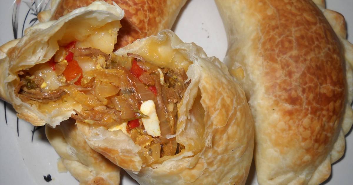 Empanadas con carne de parrillada desmechada Receta de La profe Luisa