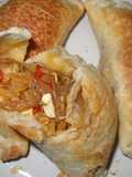 Empanadas con carne de parrillada desmechada