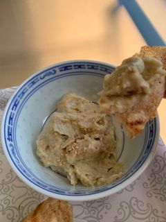 Una foto de Hummus de berenjena saludable y rápido