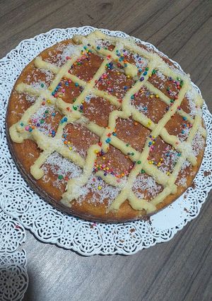 Una foto de Torta matera con crema pastelera