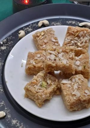 A picture of Milk cake.