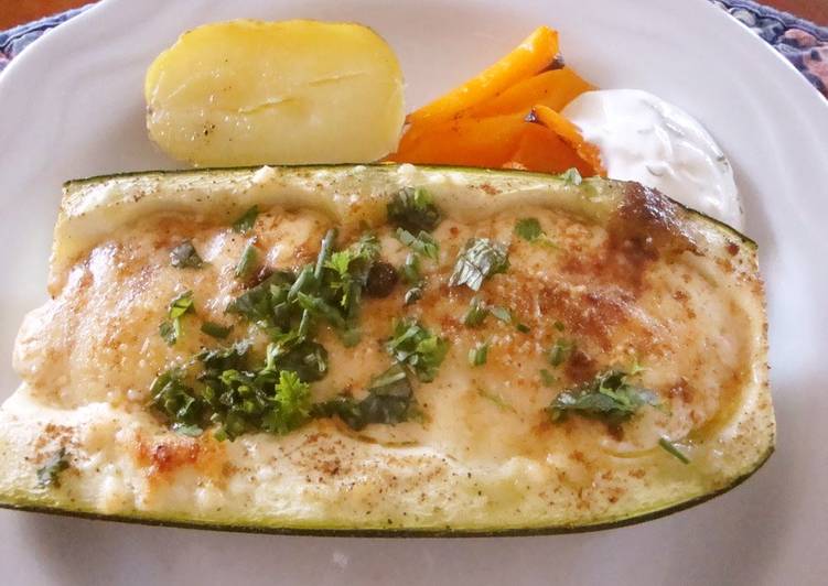 Oven-baked Courgettes with Cheese Sauce