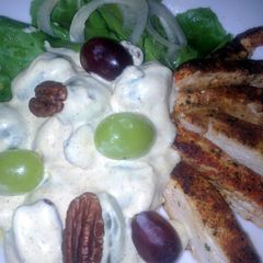 A picture of Sig's Coronation Chicken Salad.