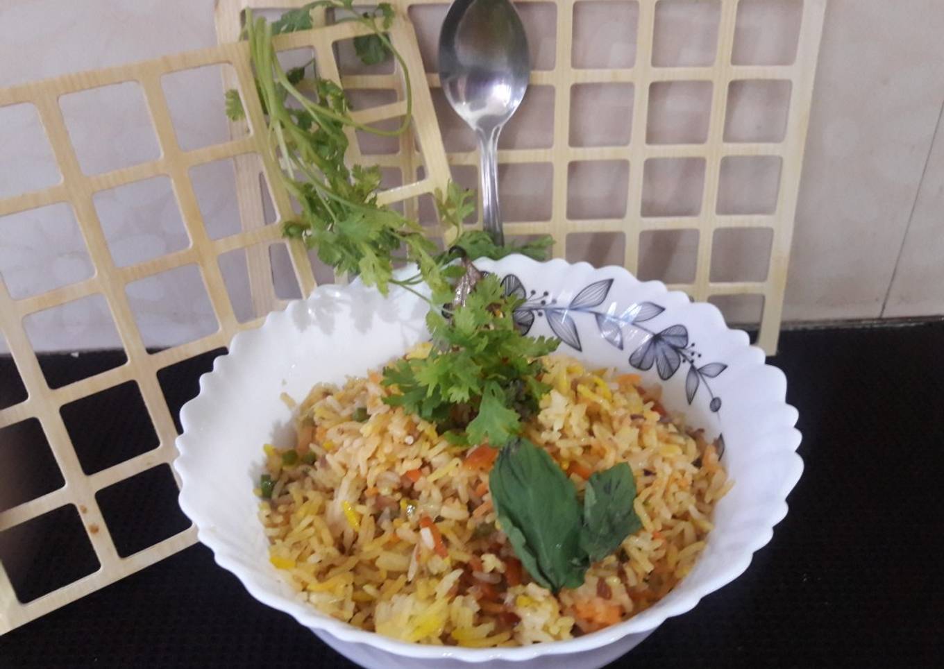 Mixed Veggies in Cooked Rice