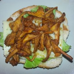 A picture of Mushrooms sandwich.