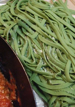 A picture of Handmade Spinach Fettuccine Pasta.