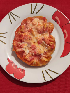 Una foto de Tomate relleno 🍅🍅🍅