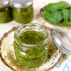 A picture of Homemade Pesto Genovese.