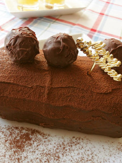 A picture of Glacage Made with Milk: A Simple, Microwaveable Recipe.