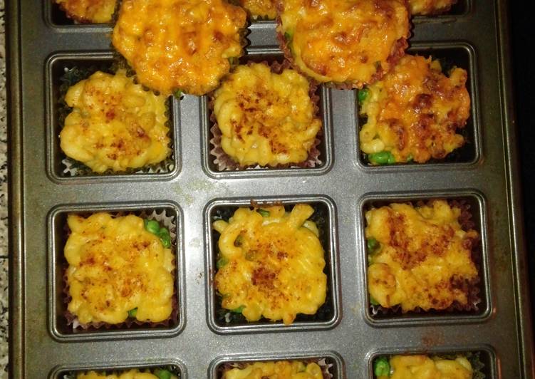 Recipe: Yummy Macaroni and cheese muffins
