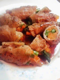 A picture of Packed with Vegetables! Asparagus and Vegetable Pork Rolls.