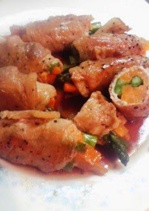 A picture of Packed with Vegetables! Asparagus and Vegetable Pork Rolls.