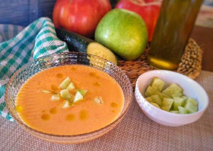 Gazpacho de manzana verde Receta de Encarna Pérez (La Cocina De Encarni)-  Cookpad