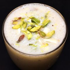 Banana Dates and Nut Smoothie A picture of Banana Dates and Nut Smoothie.
