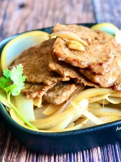 洋蔥豬排 / 家常菜 的食譜成品照片