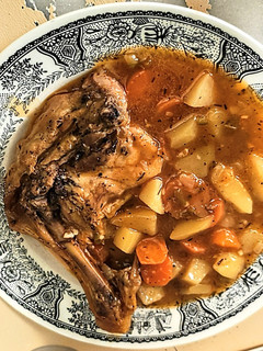Una foto de Pollo a la cazuela con verduritas