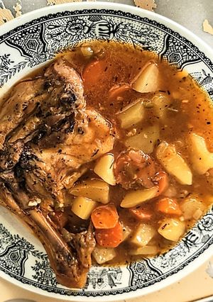 Una foto de Pollo a la cazuela con verduritas