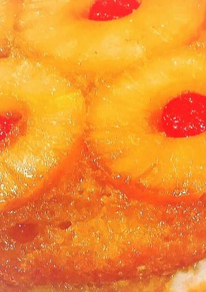 A picture of Mike's Lazy Pineapple Upsidedown Cakes.
