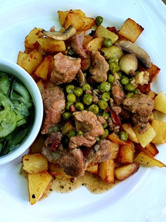 Zöldborsós brassói aprópecsenye recept fotója