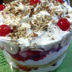 A picture of Fruity Crystal Cake.