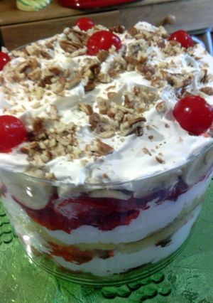 A picture of Fruity Crystal Cake.