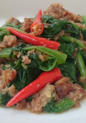 A picture of Spinach With Spam.