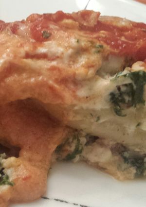 A picture of Mimi's Stuffed Manicotti.