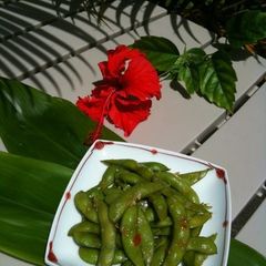 A picture of Edamame Garlic.