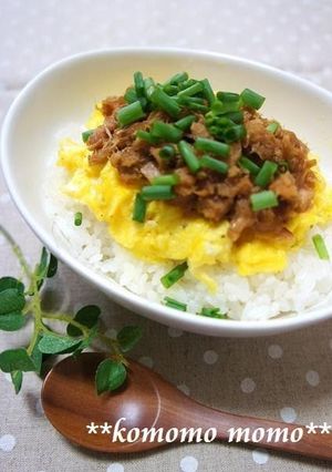 A picture of Tuna and Egg Soboro Don Rice Bowl.
