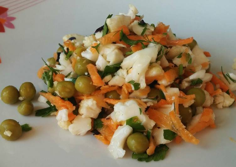Steps to Prepare Speedy Raw Cauliflower Salad