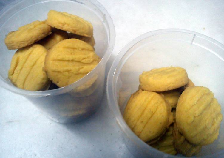 Step-by-Step Guide to Prepare Favorite Traditional Almond Cookie - Semperit