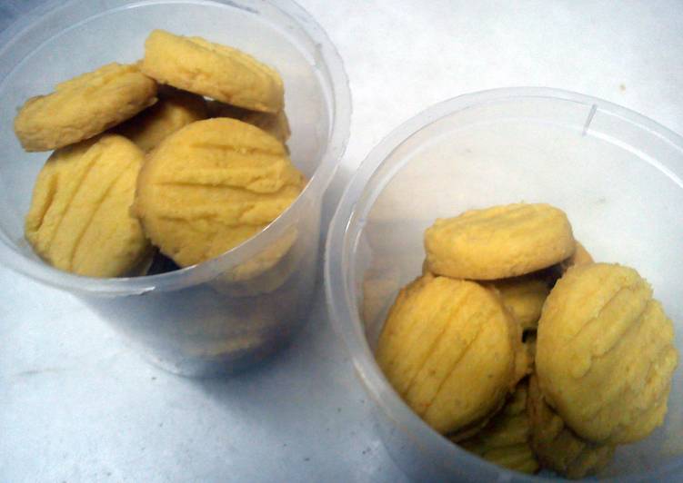 Steps to Prepare Perfect Traditional Almond Cookie - Semperit