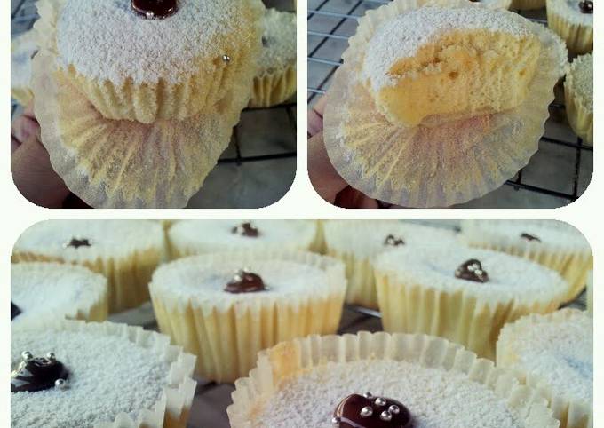 Vanilla Chiffon Cupcakes