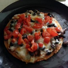 A picture of Meatless tortilla pizza.